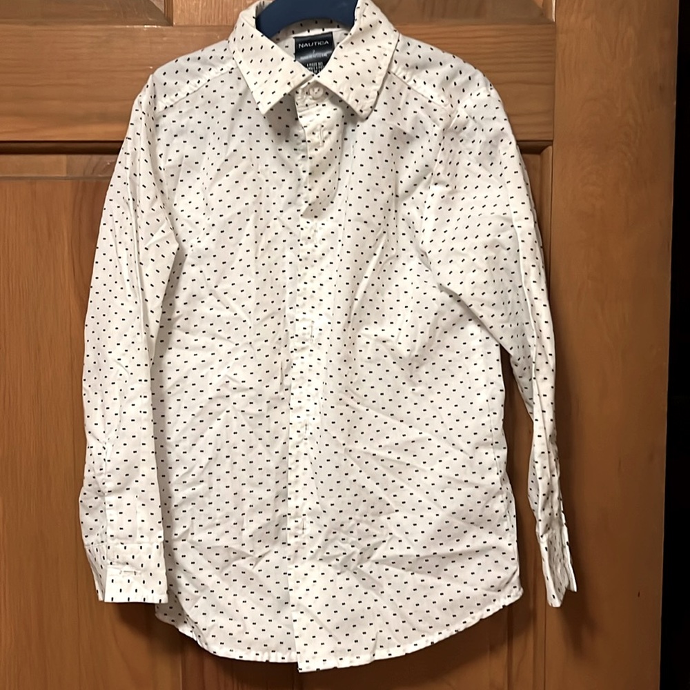White collar, Nautica button-down with blue spec design